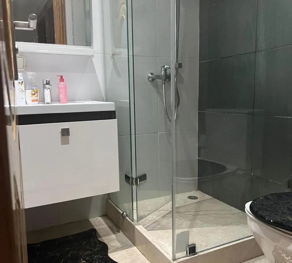 Appartement Luxueux Au Centre Geuliz 마라케시 아파트